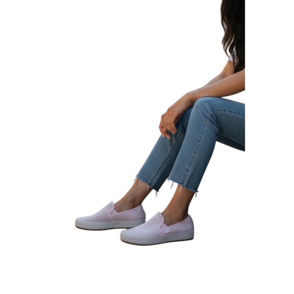 UGG Women Light Pink Mesh Knit Slip On Sneakers Low Top Flats Shoes Sz 5